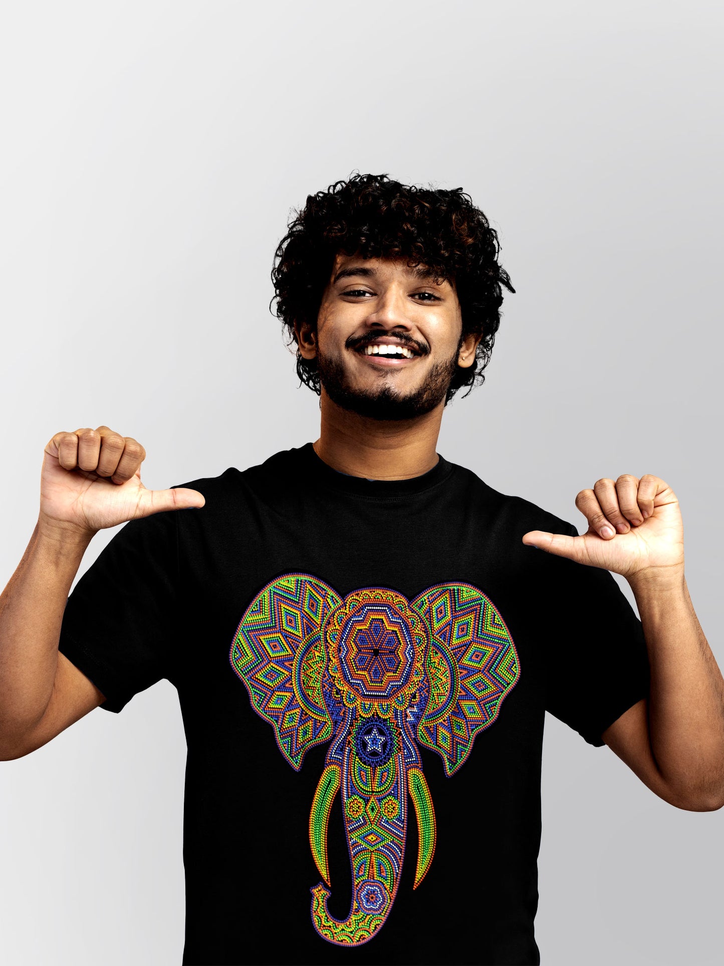 Éléphant T-Shirt (unisexe)