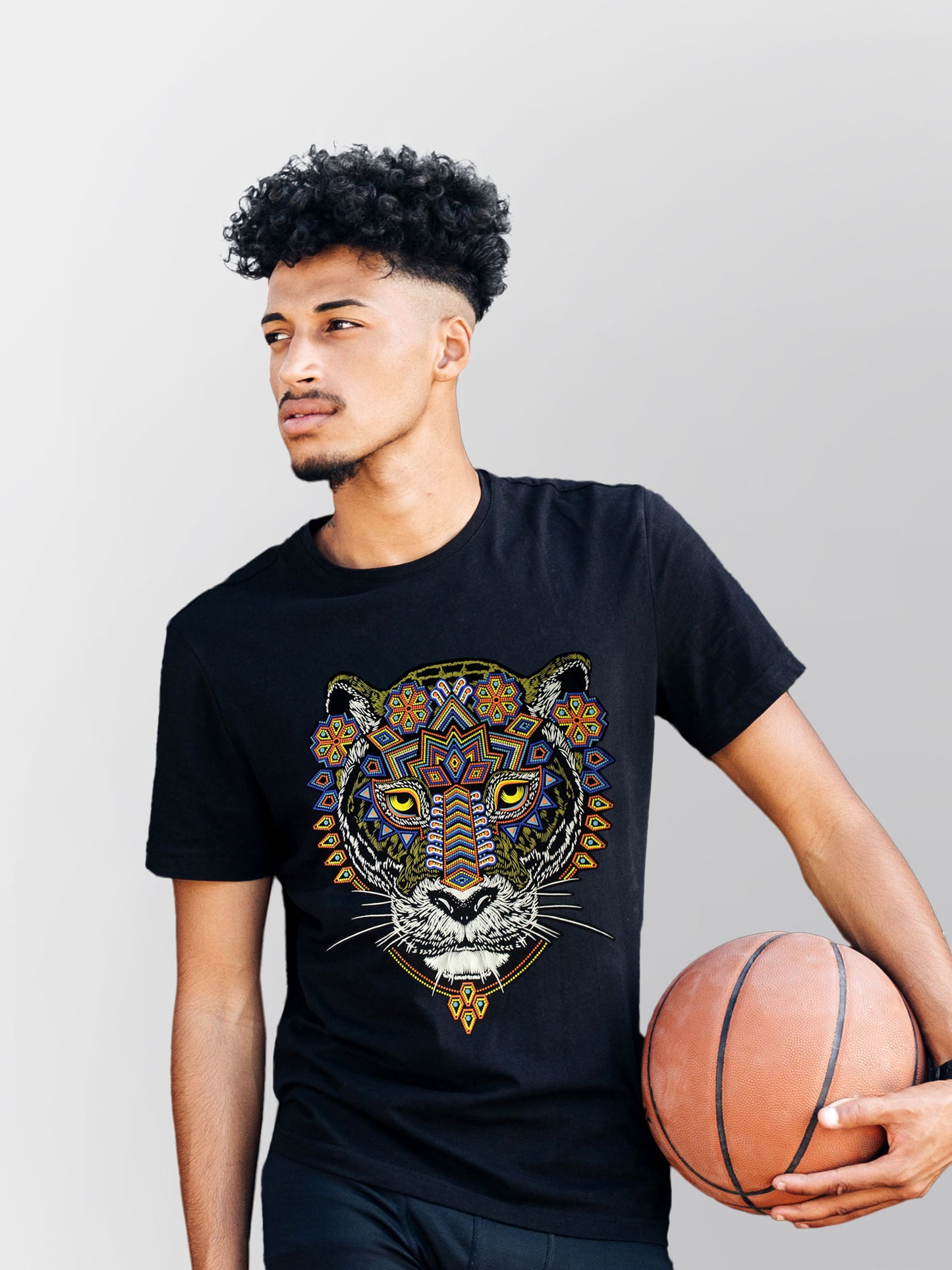 Lionne T-Shirt (unisexe)